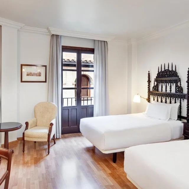 غرفة بسريرين منفصلين، Hotel Sercotel Palacio de Los Gamboa 1/8