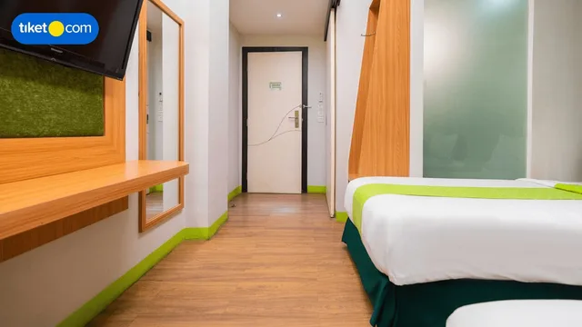 غرفة سوبيريور بسريرين منفصلين للمدخنين، Arbor Biz Hotel 1/4