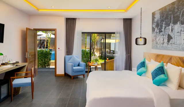 Cabana, King Bed, Pool Access، Grand Venus La Residence 2/6