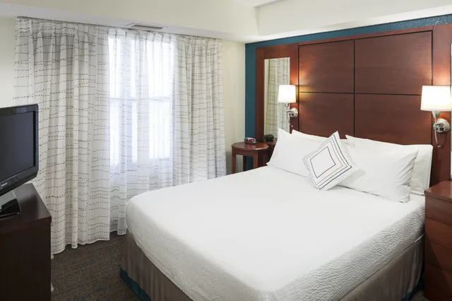 استوديو بسرير كينج مع أريكة، Residence Inn by Marriott Kansas City Overland Park 1/3