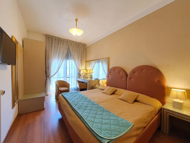 غرفة سوبيريور بسرير كينج، Hotel Continentale 5/10