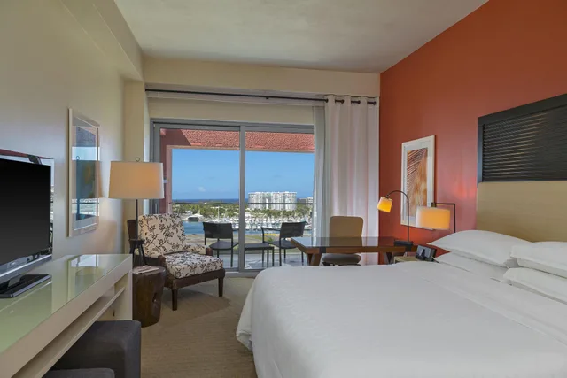 غرفة ديلوكس بسرير كينج، Sheraton Puerto Rico Resort and Casino 1/2