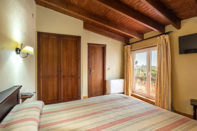 غرفة سوبيريور بسرير مزدوج بشرفة، Sao Joao de Deus by RIDAN Hotels 2/4