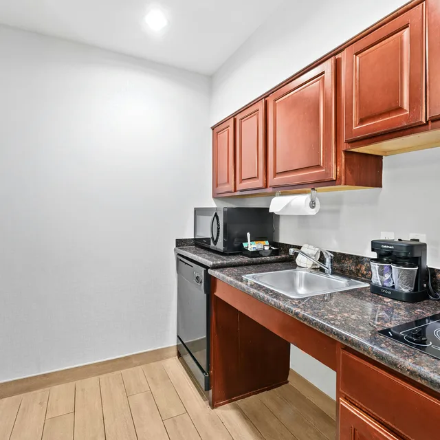 1 Bedroom, Suite, 2 Queen Beds, Homewood Suites By Hilton Ft Lauderdale Airport Cruise Port 4/4