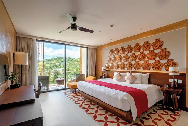Deluxe, Twin Beds, Hill View, Salinda Resort Phu Quoc Island 1/10