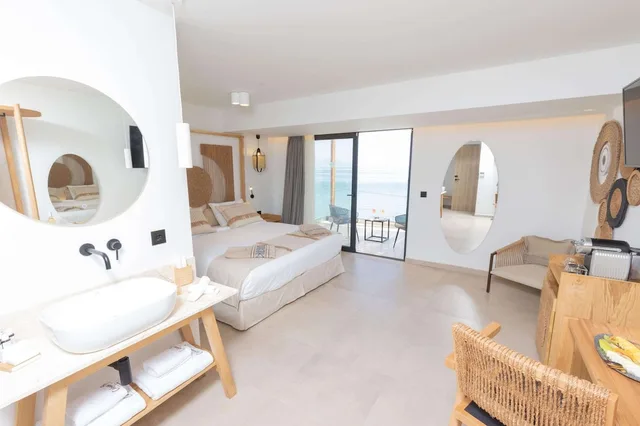 Deluxe, Twin Beds, Sea View, Cabana Blu Hotel and Suites 4/7