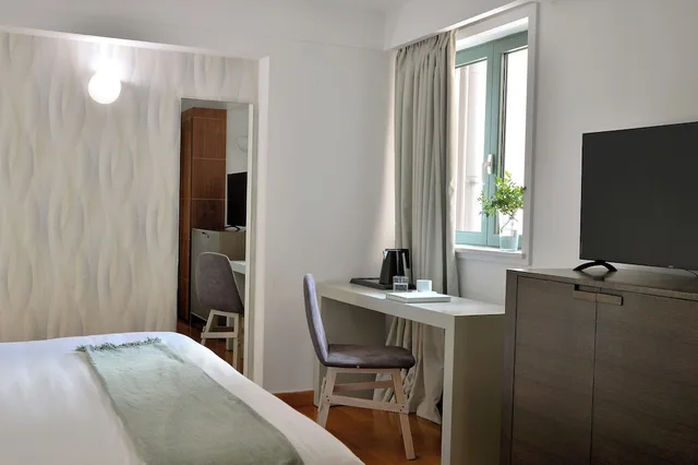 غرفة مزدوجة كلاسيكية، Athenaeum Eridanus Luxury Hotel 7/10
