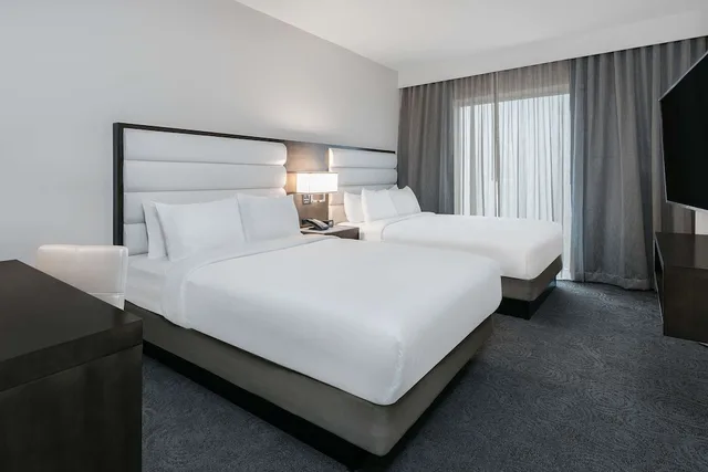 جناح بسريرين كوين مع أريكة، Embassy Suites By Hilton Houston West - Katy 1/4