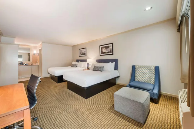 غرفة بسريرين كوين لذوي الإعاقة، Surestay Plus Hotel By Best Western Mountain View 8/10
