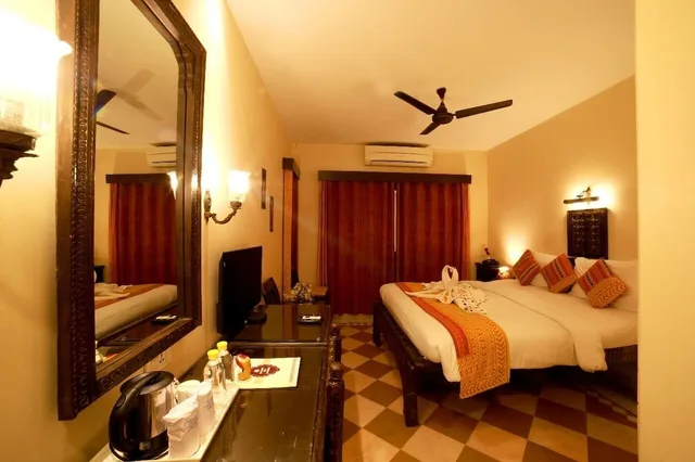 غرفة أساسية بسرير كوين، PALACE ON GANGES 4/6