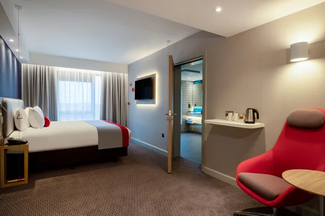 غرفة بسرير كوين لذوي الإعاقة، Holiday Inn Express Liverpool Central an IHG Hotel 2/4