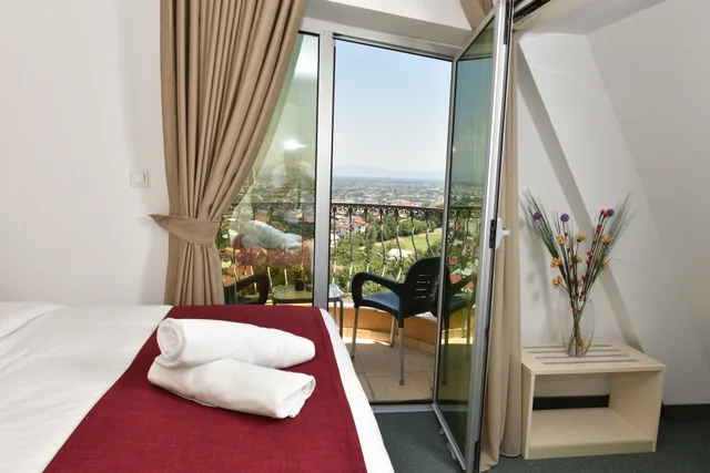 غرفة كلاسيكية بسرير كوين بإطلالة على المدينة بشرفة، VIEW INN BOUTIQUE HOTEL 10/10