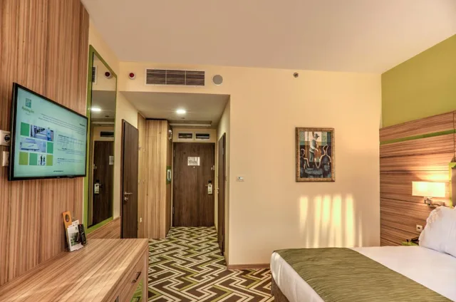 غرفة بسرير مزدوج أو سريرين منفصلين، Holiday Inn Plovdiv 10/10