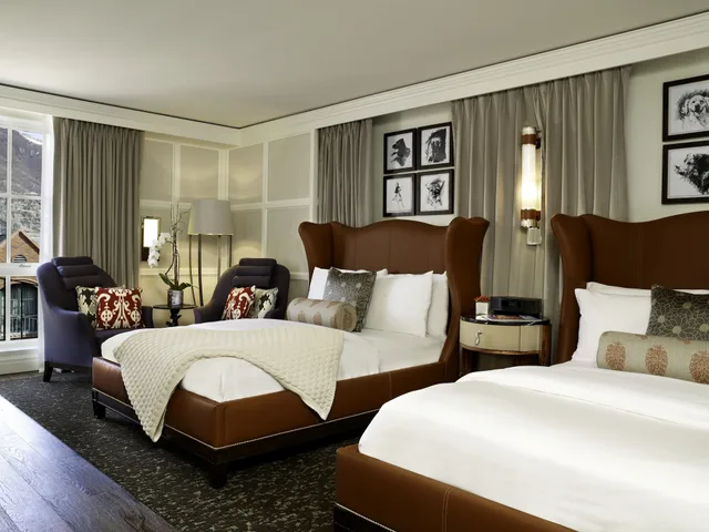 غرفة غراند ديلوكس بسريرين مزدوجين، St Regis Aspen Resort 2/9