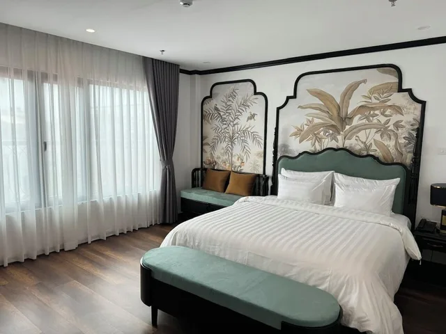 غرفة بريميوم بإطلالة على المدينة بحوض استحمام، Aquarius Premium Hotel 2/7