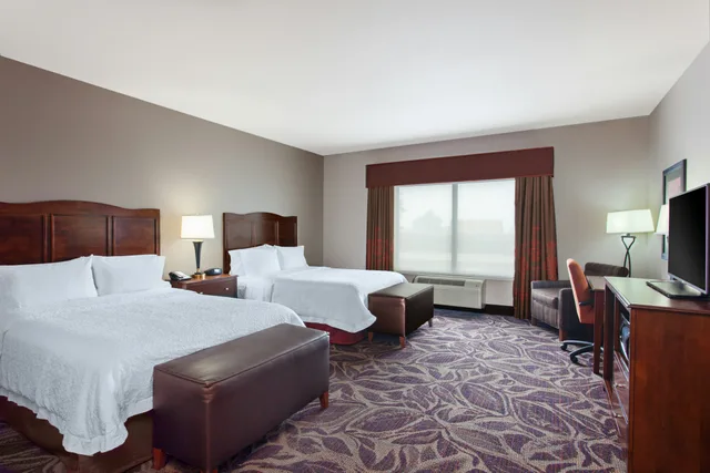 غرفة بسريرين كوين لذوي الإعاقة، Hampton Inn Seattle Everett Downtown 3/8