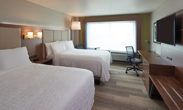 غرفة قياسية بسريرين كوين لذوي الإعاقة، Holiday Inn Express Doral Miami 2/4