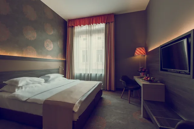 غرفة سوبيريور بسرير كوين، Museum Hotel Budapest 4/10
