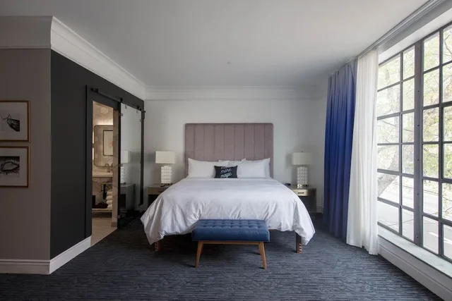 جناح بسرير كينج، Hotel Trundle 1/3