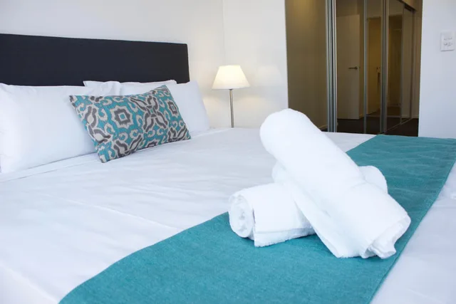 1 Bedroom, Apartment, Synergy Broadbeach 2/5