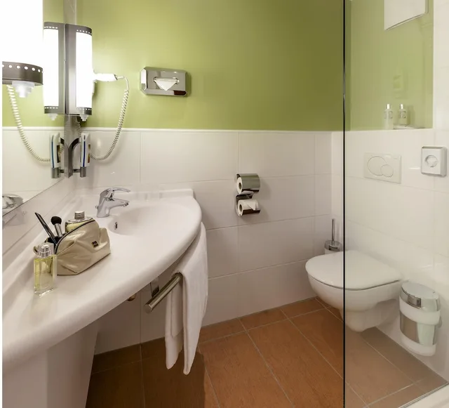 غرفة قياسية بسريرين منفصلين، ibis Munich City South 8/8