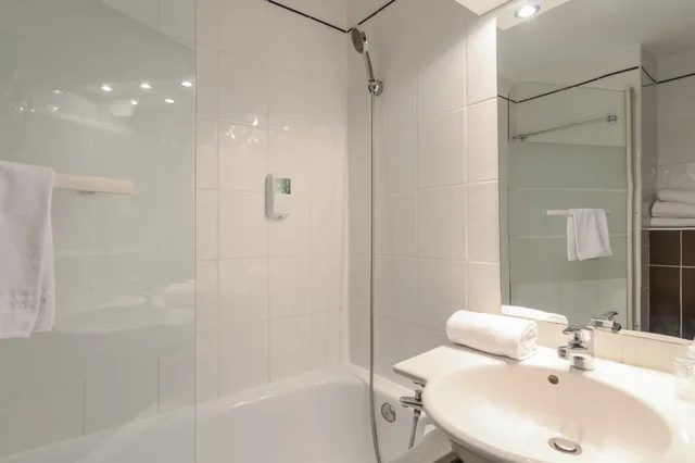 غرفة سوبيريور بسرير مزدوج، The Originals Le Relais D Aubagne 10/10