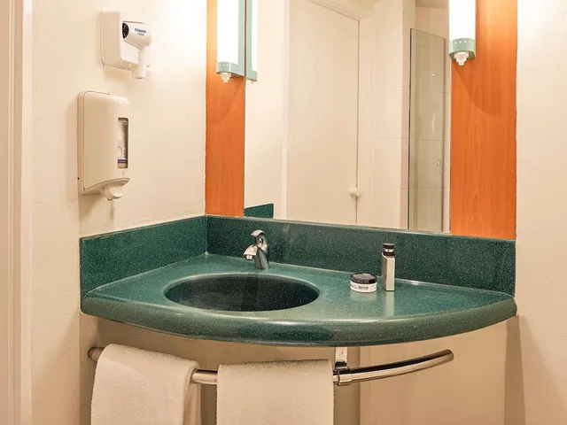 غرفة قياسية بسريرين مزدوجين، Ibis Monterrey Valle 7/7