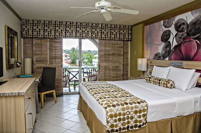 Room, King Bed, Island View، Accra Beach Hotel and Resort 1/5