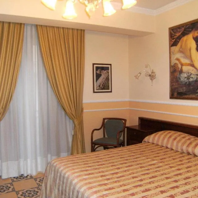 Room, Quadruple, Hotel U Bais 1/3