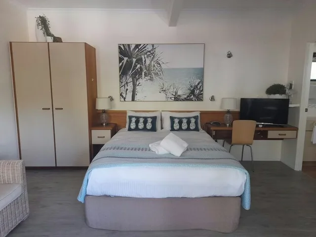 Studio, King Bed, Beach Side، Boat Harbour Studio Apartments and Villas 3/7