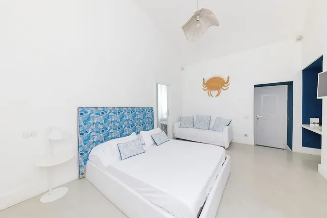 غرفة كلاسيكية بسرير كوين، Suite Time Capri Villa La Pergola 3/5