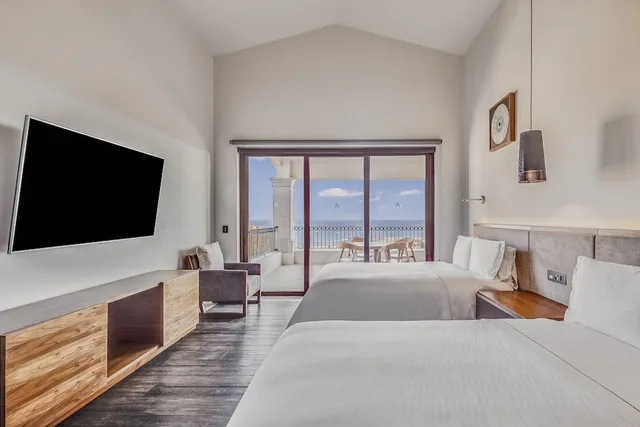 إقامة بسرير كينج وسريرين مزدوجين بغرفتي نوم يُسمح فيها بالحيوانات الأليفة، Live Aqua Private Residences Los Cabos 1/10