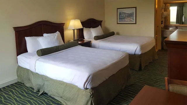 غرفة قياسية بسريرين كوين يُسمح فيها بالحيوانات الأليفة، Best Western Point South 4/10