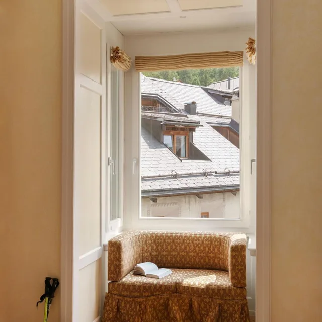 جناح مع أريكة، Grand Hotel Kronenhof 5/6