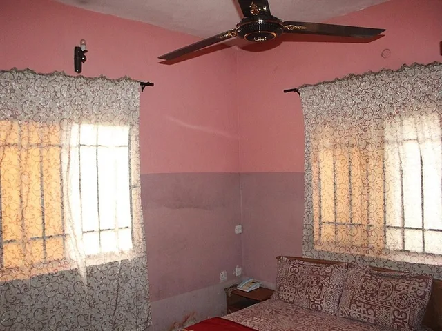 غرفة قياسية بسرير مزدوج، Banilux Guest House 4/4