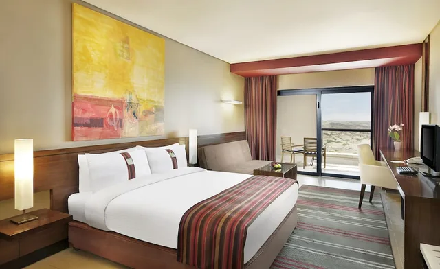 غرفة قياسية بسرير كينج للمدخنين، Holiday Inn Resort Dead Sea 5/10