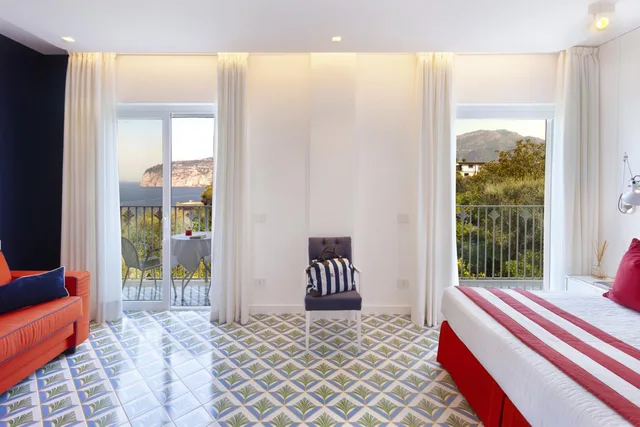 غرفة بريميوم بسرير مزدوج أو سريرين منفصلين بإطلالة جزئية على البحر، Grand Hotel Riviera 3/8