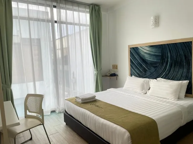 غرفة ديلوكس بسرير كينج، S8 Boutique Hotel 2/7
