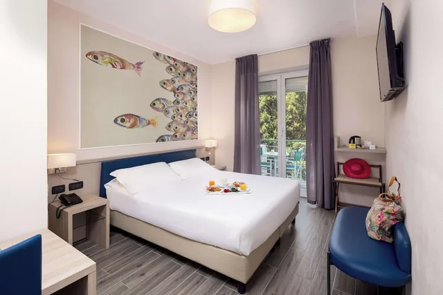 غرفة قياسية بسرير كوين بإطلالة على الحديقة بشرفة، Best Western Regina Elena 10/10