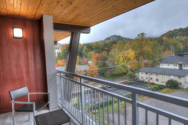 غرفة بسريرين كوين، Courtyard Gatlinburg Downtown 1/1
