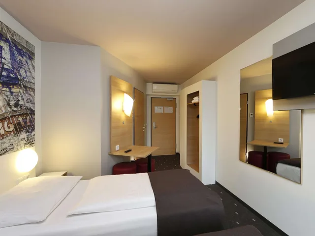 غرفة بسريرين منفصلين، B&B Hotel Berlin-Alexanderplatz 1/6