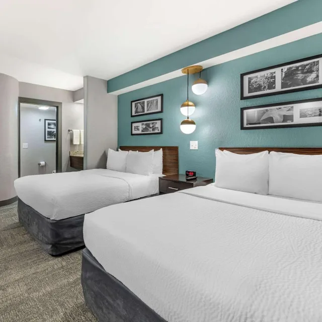 Room, Double Bed, Sleep Inn Miami Airport 3/10