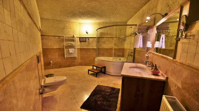 غرفة اقتصادية ثلاثية بسرير مزدوج وسرير فردي، Harman Cave Hotel 8/10