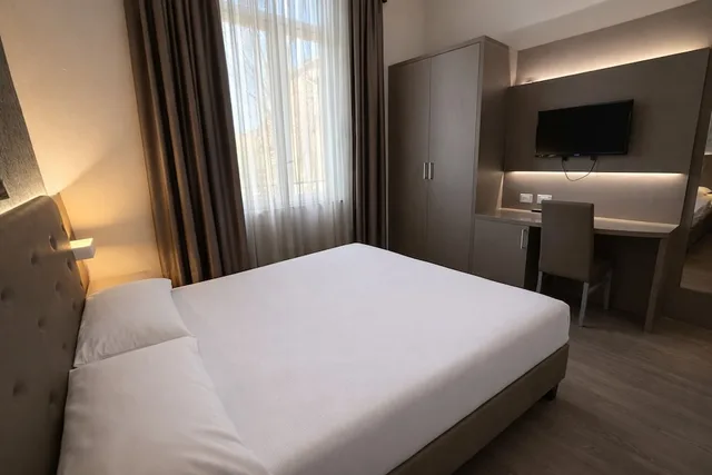 غرفة سوبيريور بسرير كينج، Hotel Principe Modena 4/9