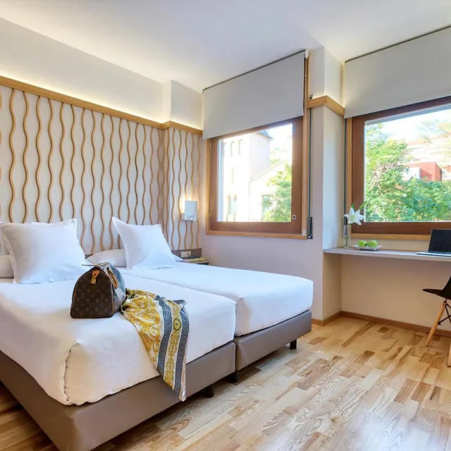 جناح بمطبخ صغير، Bonanova Suite 1/10