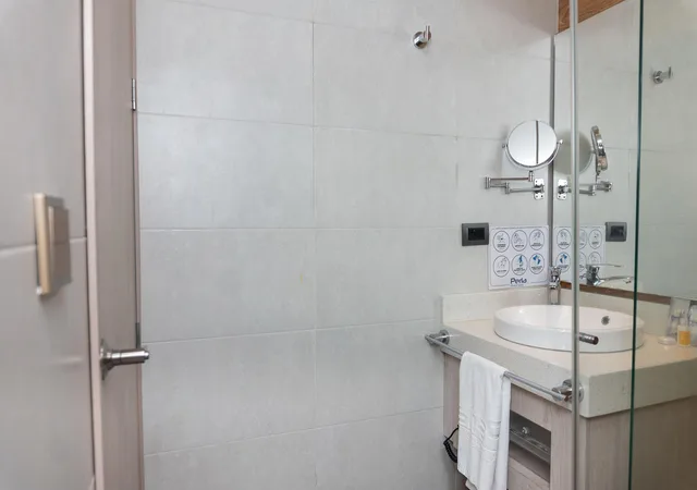 غرفة سوبيريور بسرير مزدوج، Perla Suite Hotel 5/6