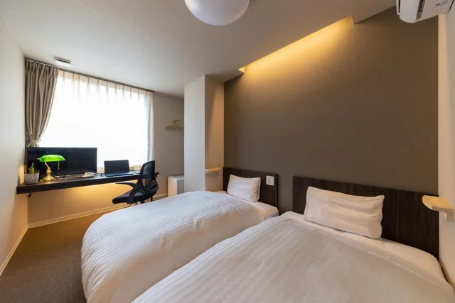 غرفة بسريرين منفصلين في طابق منخفض في المبنى الرئيسي، Business Hotel Hayashiso 1/1