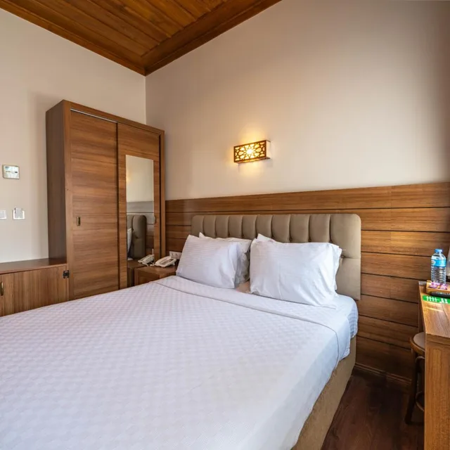 Small Double, Armistis Hotel 4/10