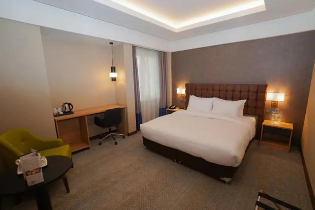 Suite, The Grand Lux Hotel 1/3