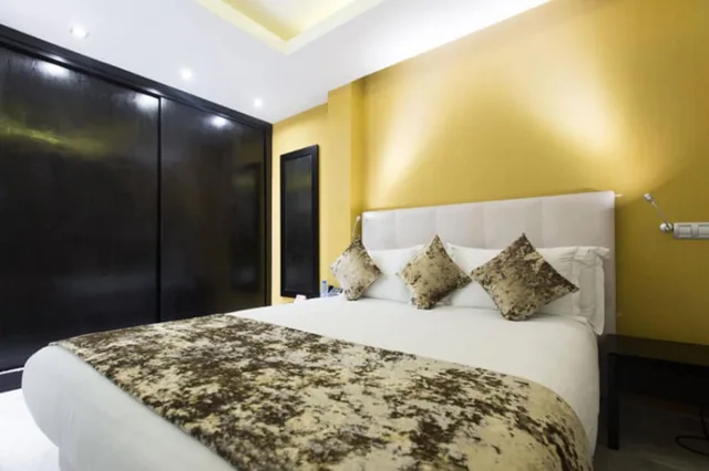 غرفة تنفيذية بسريرين منفصلين مع أريكة، Fourteen Luxury Boutique Hotel Spa 1/6